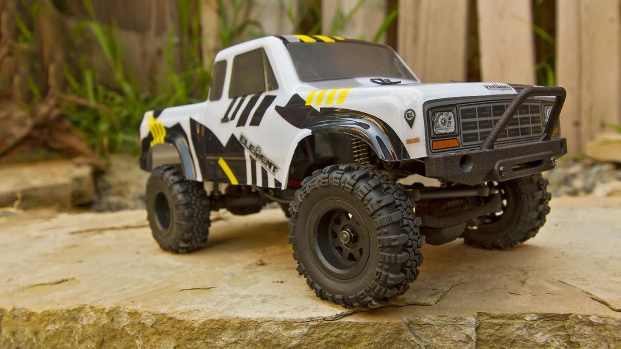 Element RC Enduro24 RTR Sendero Trail Truck - Black & Yellow 7 Element RC Enduro24 RTR Sendero Trail Truck - Black & Yellow - Image 5