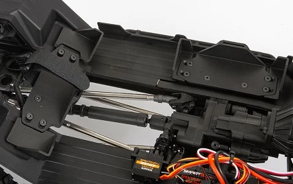 Axial SCX10 III Jeep JT Gladiator RTR - Red 18 Axial SCX10 III Jeep JT Gladiator RTR - Red - Image 16