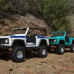 Axial SCX10 III RTR with Early Ford Bronco Body - White -Cars Truck shop online AXI03014T2 24