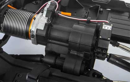 Axial SCX6 1/6 Scale RTR with Jeep JLU Wrangler Body - Silver 14 Axial SCX6 1/6 Scale RTR with Jeep JLU Wrangler Body - Silver - Image 12