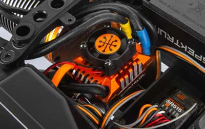 Axial SCX6 1/6 Scale RTR with Jeep JLU Wrangler Body - Silver 19 Axial SCX6 1/6 Scale RTR with Jeep JLU Wrangler Body - Silver - Image 17