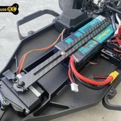 Bowhouse RC Carbon Fiber Battery Tie-Down for DR10