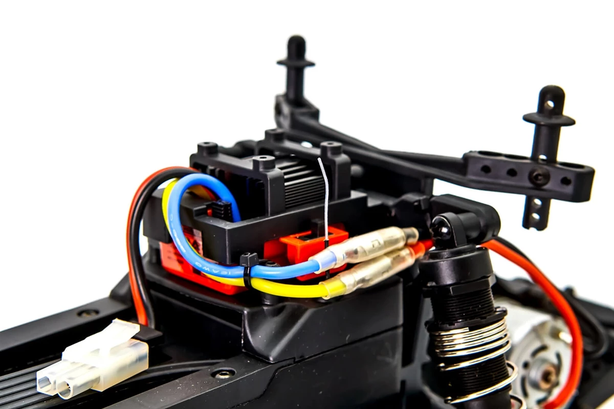 Team Corally 1/10 Moxoo SP Brushed 2WD Off Road Truck RTR 11 Team Corally 1/10 Moxoo SP Brushed 2WD Off Road Truck RTR - Image 9