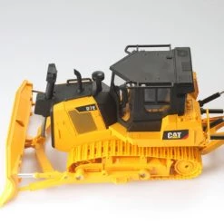 Diecast Masters RC 1/24 CAT D7E Track Type Tractor RTR -Cars Truck shop online DCM25002 10