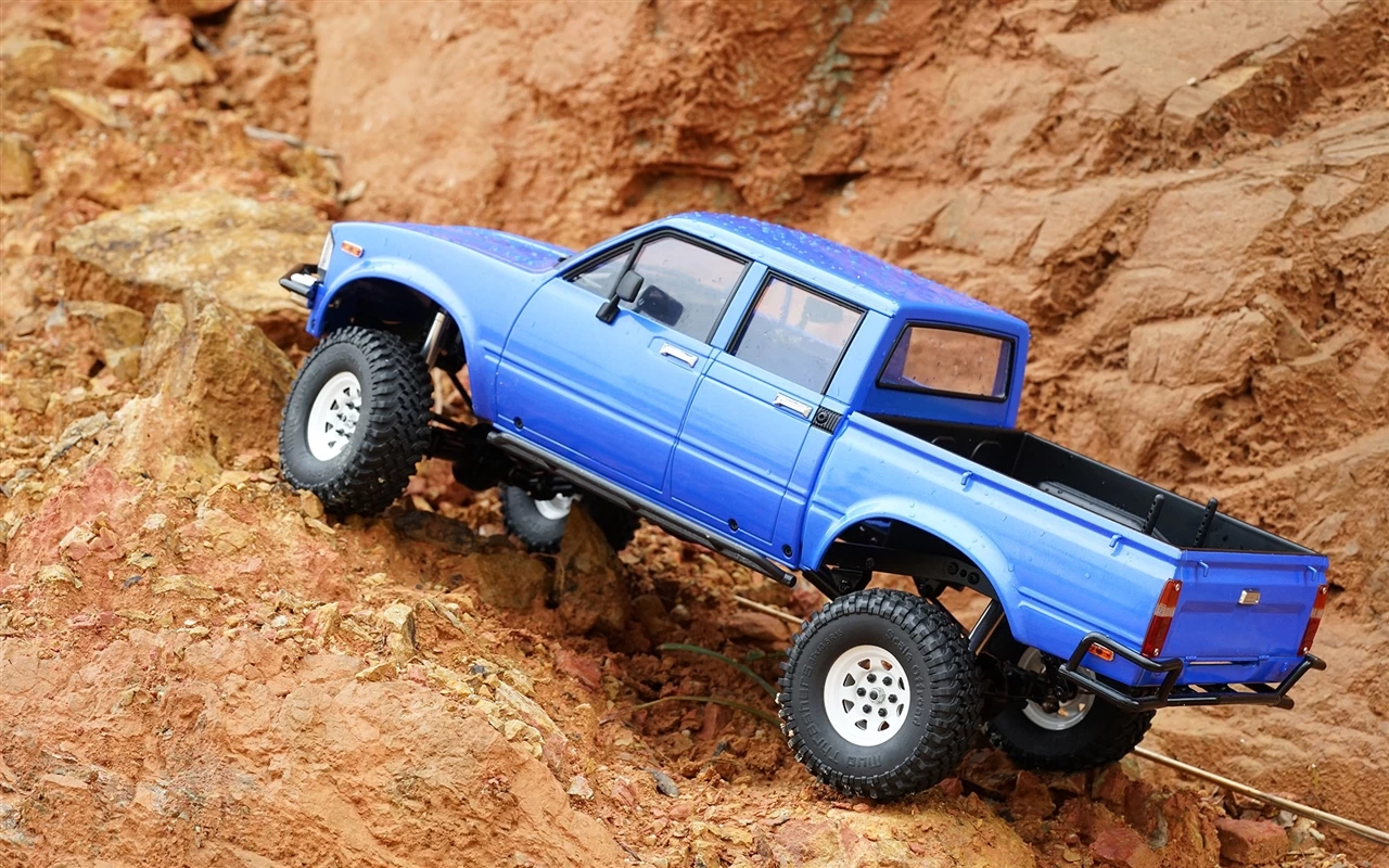 RC4WD Trail Finder 2 "LWB" RTR W/Mojave II Four Door Body Set 5 RC4WD Trail Finder 2 "LWB" RTR W/Mojave II Four Door Body Set - Image 3
