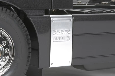 Tamiya RC MAN TGX 26.540 6x4 XLX 1/14 Scale Semi Truck Kit 12 Tamiya RC MAN TGX 26.540 6x4 XLX 1/14 Scale Semi Truck Kit - Image 10