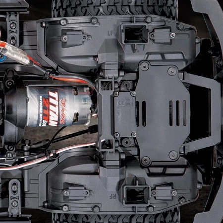 Traxxas TRX-4 RTR with 2021 Ford Bronco Body - Red 30 Traxxas TRX-4 RTR with 2021 Ford Bronco Body - Red - Image 28