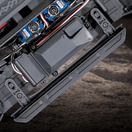 Traxxas TRX-4 RTR with 2021 Ford Bronco Body - Velocity Blue 37 Traxxas TRX-4 RTR with 2021 Ford Bronco Body - Velocity Blue - Image 35